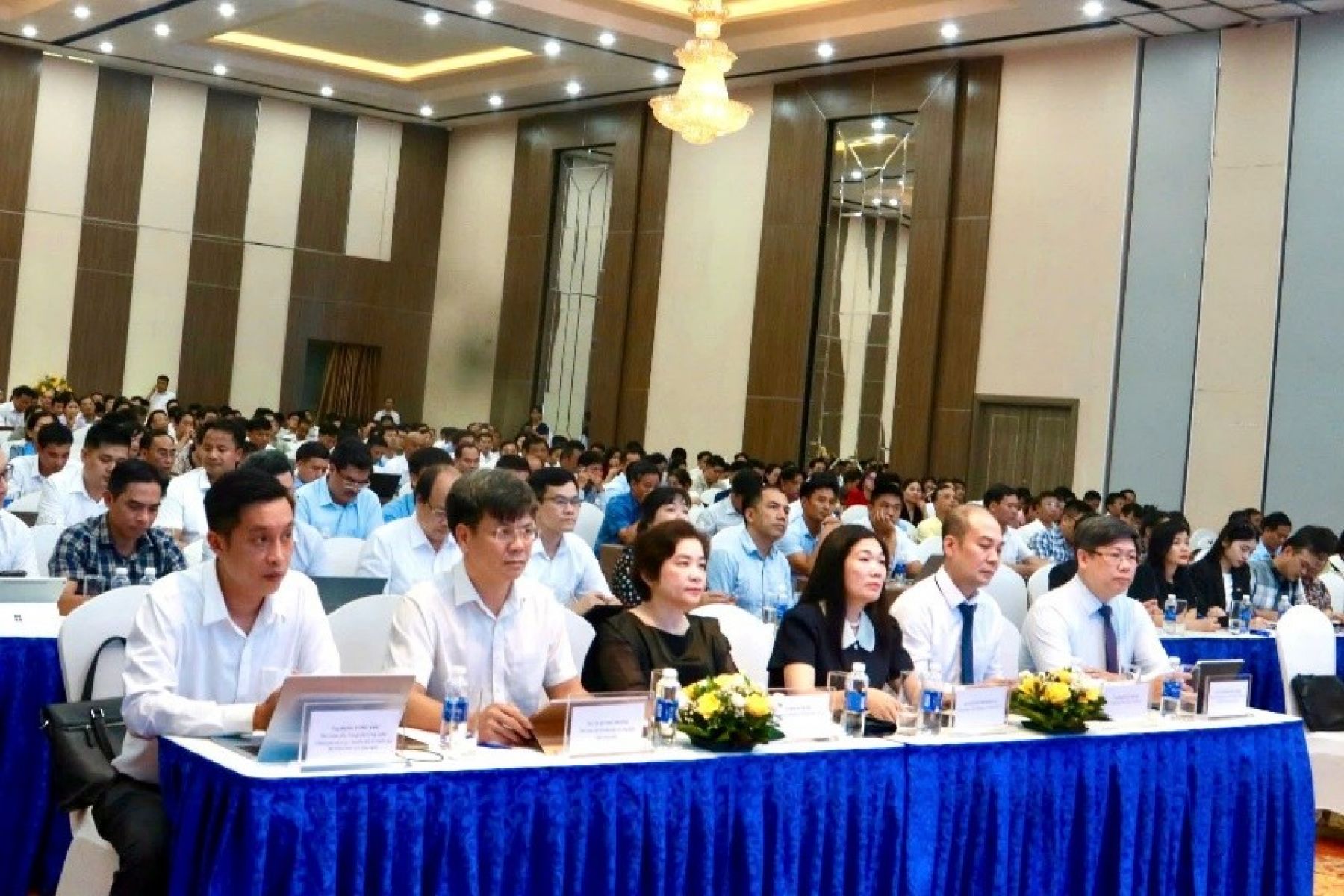 Hội thảo tập huấn triển khai mô hình chuyển đổi số cấp xã, phường