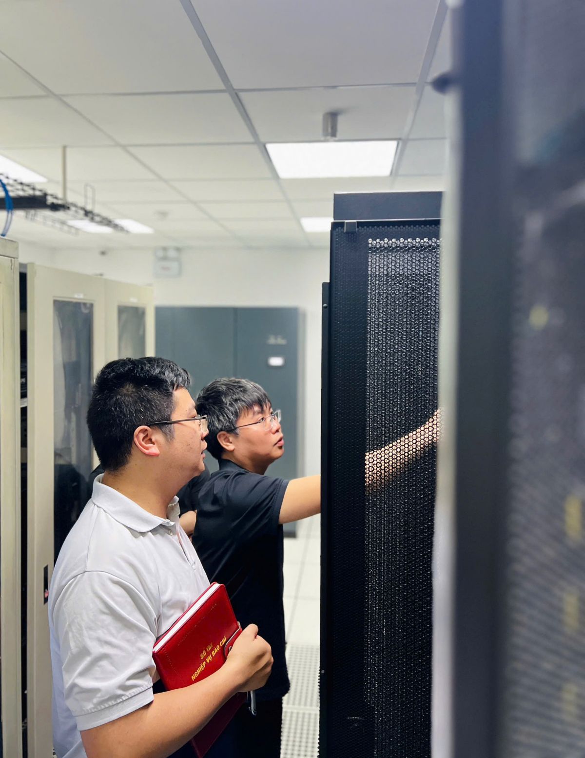 Ninh Bình đẩy mạnh công tác bảo đảm an toàn hệ thống thông tin,  cơ sở dữ liệu của tỉnh phục vụ tổ chức và vận hành mô hình  chính quyền địa phương 02 cấp